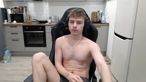 Snapshot of alex_gotcha chatting on January 29, 4:15 am Alex online show from January 29, 4:15 am