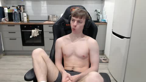 Snapshot of alex_gotcha chatting on February 8, 3:21 pm Alex online show from February 8, 3:21 pm