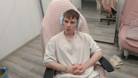 Alex online show from September 22, 10:25 pm