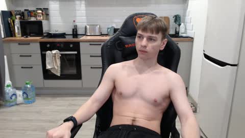 Snapshot of alex_gotcha chatting on January 2, 8:02 pm Alex online show from January 2, 8:02 pm