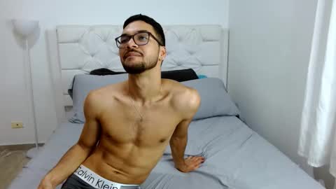 Snapshot of alex_jus1 chatting on September 20, 1:41 am alex_jus1 online show from September 20, 1:41 am