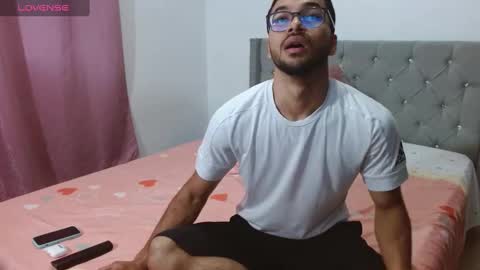 Snapshot of alex_jus1 chatting on January 4, 3:07 am alex_jus1 online show from January 4, 3:07 am