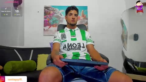 i am Alex online show from December 21, 12:17 am