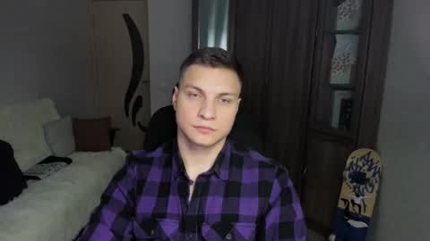 Snapshot of alex_milson chatting on September 9, 7:47 pm alex_milson online show from September 9, 7:47 pm