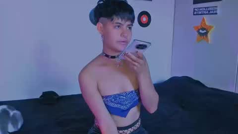 Snapshot of alex_one888 chatting on September 19, 9:29 pm Alex online show from September 19, 9:29 pm