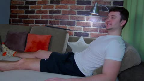 Alex online show from April 3, 6:09 am