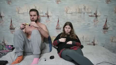 Alex and Sarah online show from October 18, 10:58 pm