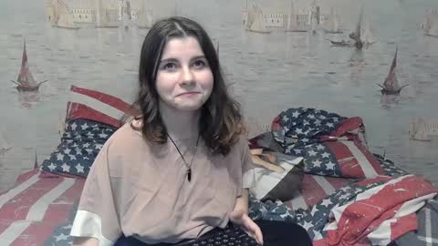 Alex and Sarah online show from December 22, 9:31 pm