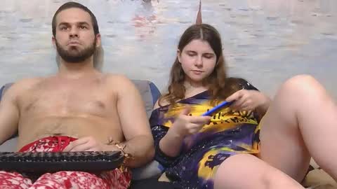 Alex and Sarah online show from February 24, 7:39 pm