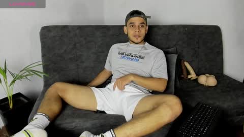 Alex Woll online show from September 22, 7:23 am