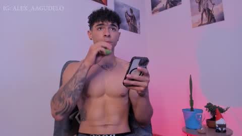 x   online show from November 14, 8:22 pm