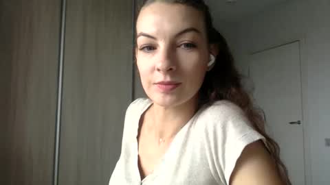 alexa_dreaam online show from September 21, 7:01 am