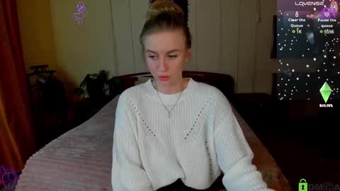 Snapshot of alexa_glory chatting on March 1, 2:23 pm Alexa online show from March 1, 2:23 pm