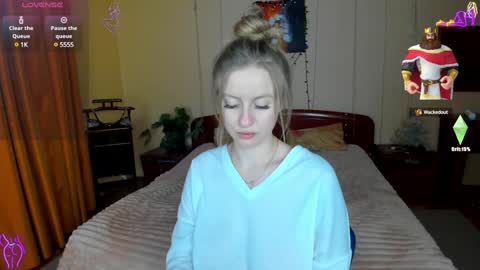 Snapshot of alexa_glory chatting on February 4, 6:17 pm Alexa online show from February 4, 6:17 pm