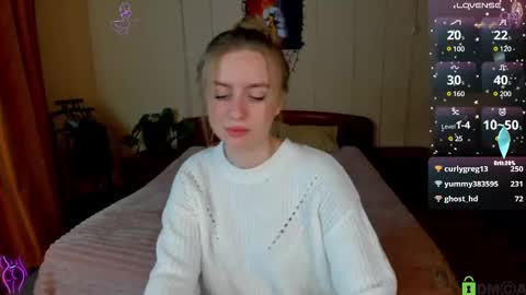 Snapshot of alexa_glory chatting on March 1, 5:27 pm Alexa online show from March 1, 5:27 pm