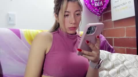 alexa latina online show from November 29, 5:42 pm