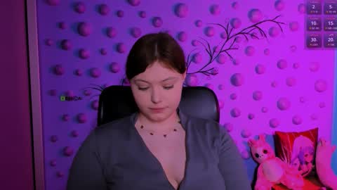 alexa_night_ online show from February 5, 9:18 pm