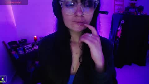 Snapshot of alexa_sweet69x chatting on December 6, 4:08 am Alexa online show from December 6, 4:08 am