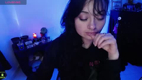 Snapshot of alexa_sweet69x chatting on December 20, 3:03 am Alexa online show from December 20, 3:03 am