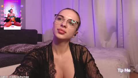 Snapshot of alexaaimee chatting on March 12, 11:53 am Alexa online show from March 12, 11:53 am