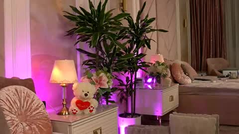 Snapshot of alexaheyess chatting on February 13, 10:11 pm Alexa online show from February 13, 10:11 pm