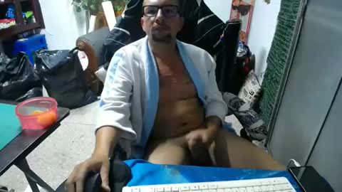 Snapshot of alexamdergal chatting on March 4, 11:43 pm Alexamdergal online show from March 4, 11:43 pm