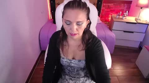 Alexa Moon online show from February 17, 8:49 pm