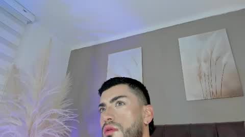 Alexander Diaz online show from July 12, 3:48 pm