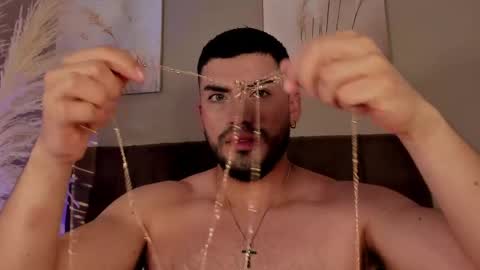 Alexander Diaz online show from May 22, 4:47 pm