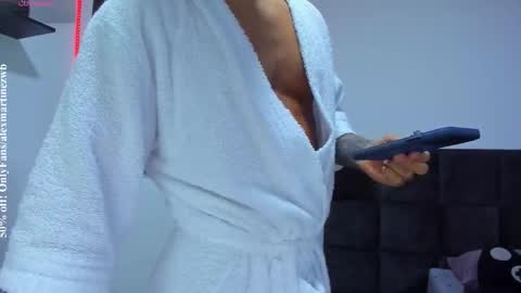 Onlyfansalexmartinezwb  Instagram alexwbmartinez  Twitter martinezcb937 online show from October 23, 11:05 pm