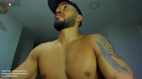 Onlyfansalexmartinezwb  Instagram alexwbmartinez  Twitter martinezcb937 online show from October 15, 1:53 am