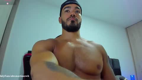 Onlyfansalexmartinezwb  Instagram alexwbmartinez  Twitter martinezcb937 online show from April 11, 12:04 am