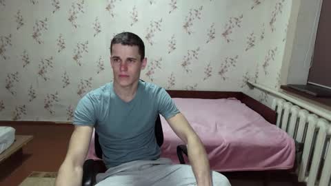 alexanderstrongs online show from March 8, 7:40 pm