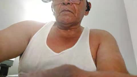 alexanderv28 online show from January 16, 6:25 am