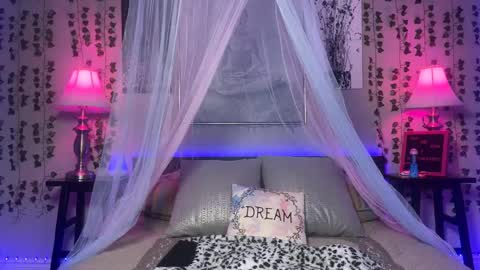 Alex  John online show from January 20, 1:39 am