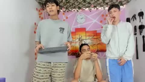 chicos hot online show from February 17, 7:12 pm