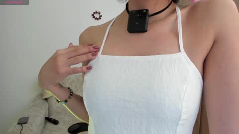 Snapshot of alexandra_fiore chatting on January 12, 3:49 am I am Alexandra online show from January 12, 3:49 am