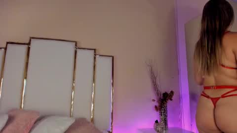 Snapshot of alexandraa_gomez chatting on September 15, 8:10 pm alexandraa_gomez online show from September 15, 8:10 pm