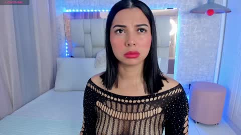 Snapshot of alexandramillerr chatting on January 30, 10:50 am Alexandra Miller online show from January 30, 10:50 am