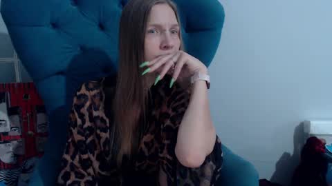 Snapshot of alexandrazaryanova chatting on February 26, 9:20 pm Alexandra online show from February 26, 9:20 pm