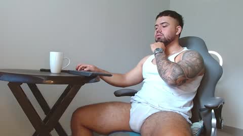 Snapshot of alexandro_king chatting on January 8, 2:56 pm ALEX online show from January 8, 2:56 pm