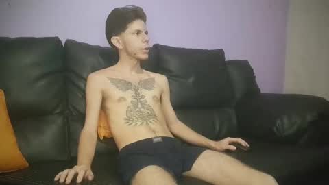 Snapshot of alexandrorossi chatting on December 30, 5:48 am alexandrorossi online show from December 30, 5:48 am