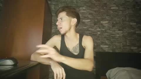 Snapshot of alexandrorossi chatting on December 6, 7:37 am alexandrorossi online show from December 6, 7:37 am