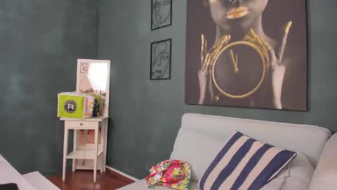 AlexaNikole online show from April 8, 7:33 am