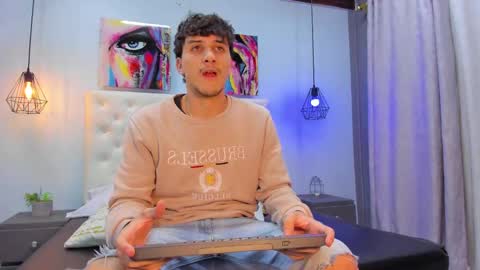 Alex online show from January 10, 3:07 am
