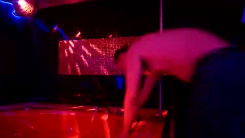 alexboy5014 online show from May 24, 11:44 pm