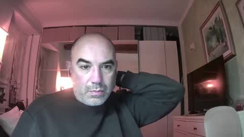 Snapshot of alexct77 chatting on December 15, 10:04 pm alexct77 online show from December 15, 10:04 pm