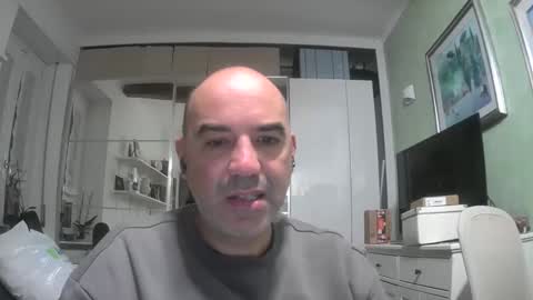 Snapshot of alexct77 chatting on December 14, 1:27 am alexct77 online show from December 14, 1:27 am