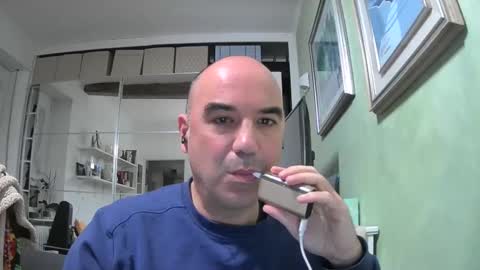 Snapshot of alexct77 chatting on March 7, 6:43 pm alexct77 online show from March 7, 6:43 pm