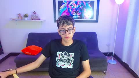 alex online show from April 9, 1:50 pm